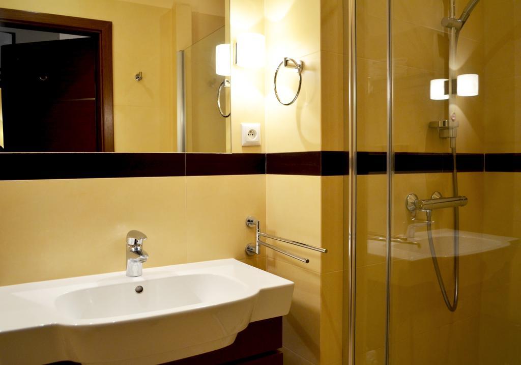 Apartament Dominikanski غدانسك المظهر الخارجي الصورة